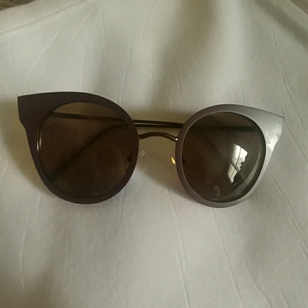 *Last chance* Purple rebel sunglasses